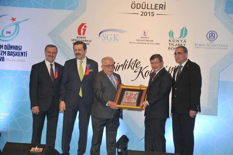 BAŞBAKAN’DAN ATİKER’E ÇİFTE ÖDÜL…